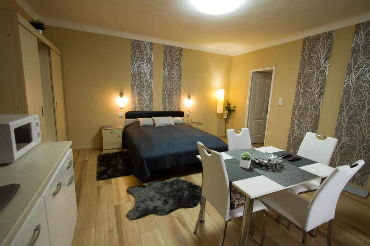 Angyal Apartman Cserkeszőlő Eksteriør bilde